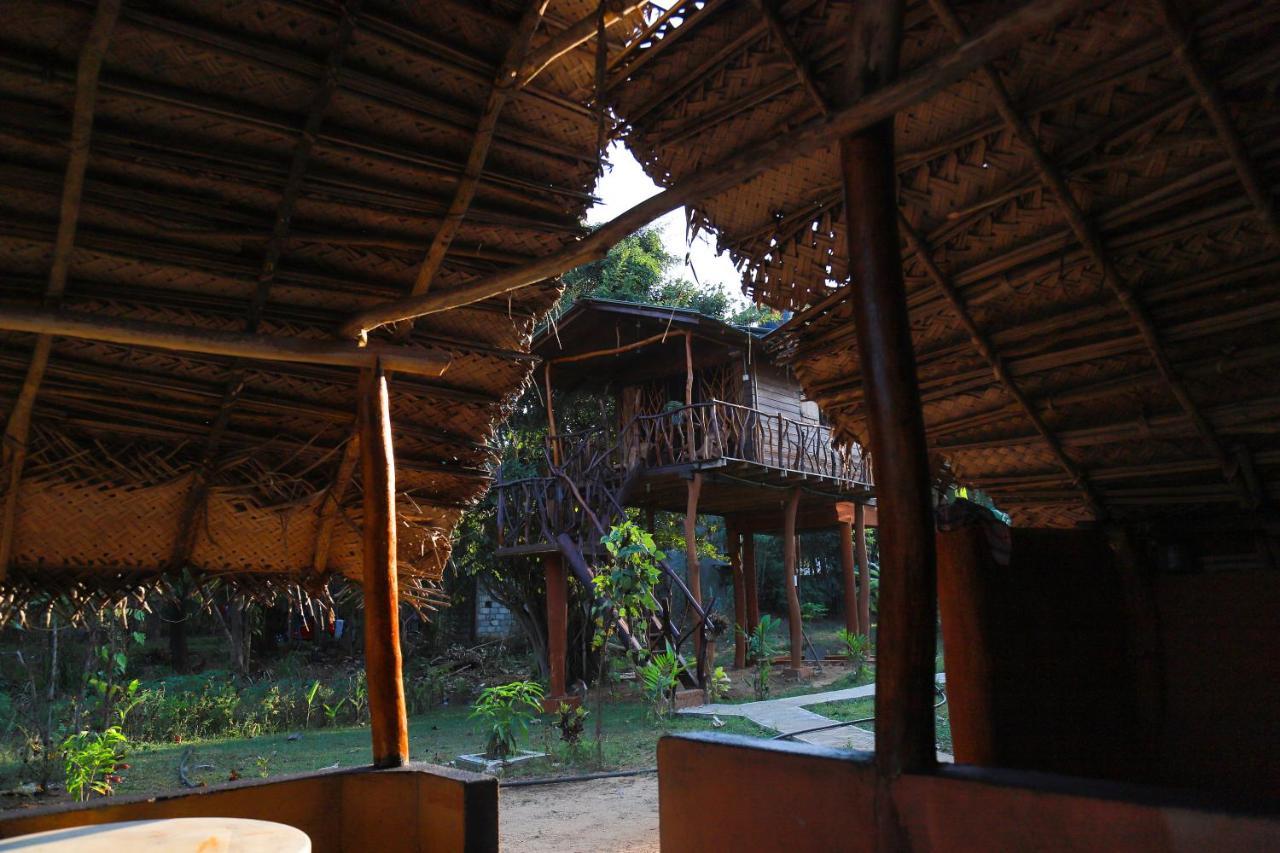 Hotel Sigiriya Rock Gate Tree House Exterior foto